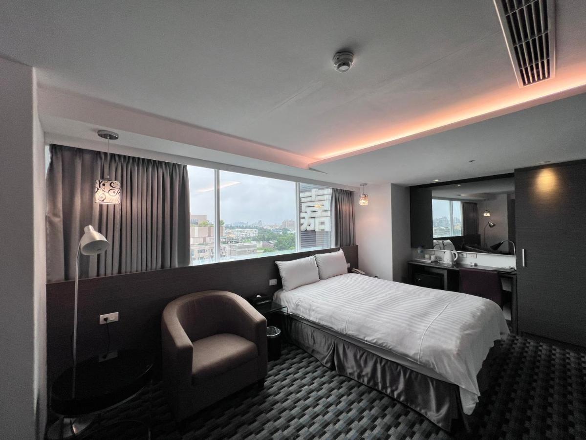 Chiayi Look Hotel Екстериор снимка