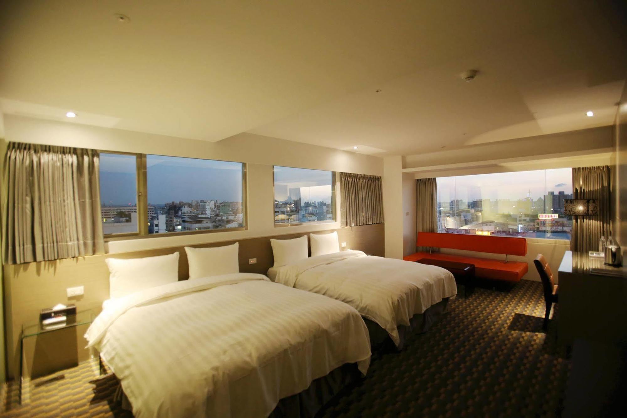 Chiayi Look Hotel Екстериор снимка